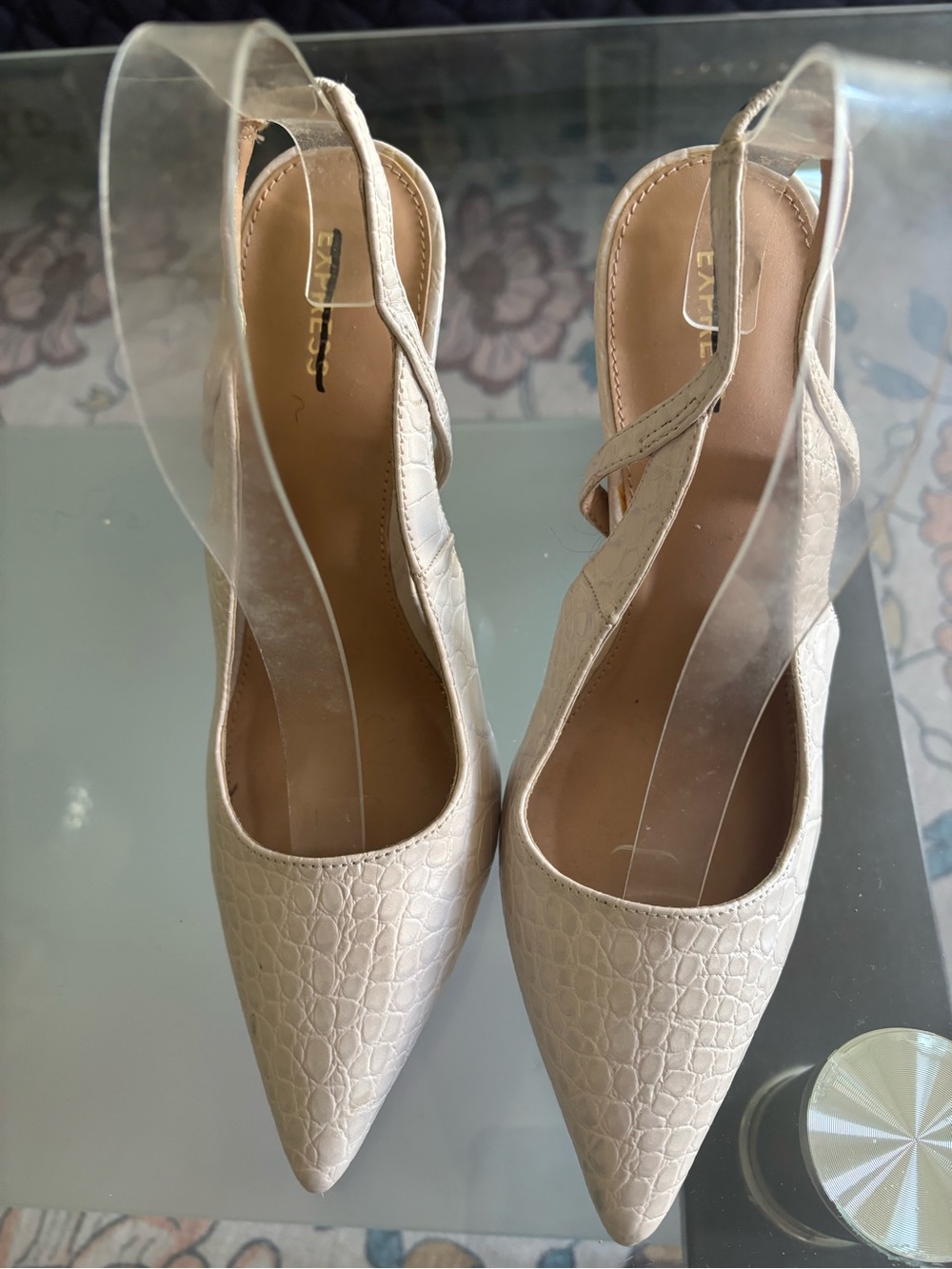 Express Croc-Embossed Cream Slingback Pointed Heels